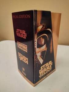 lot 173 image: Star Wars Special Edition VHS Set