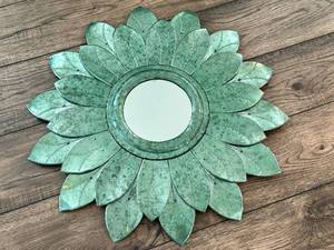 lot 29 image: Metal Sunflower Mirror