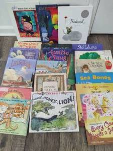 lot 166 image: Childrens Books