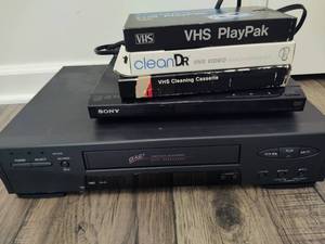 lot 168 image: VCR, DVD & Tape Adapter
