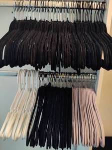 lot 172 image: Lot of BlackPink Velvet & Plastic Hangers