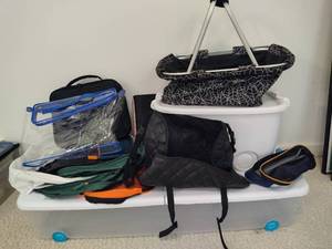 lot 197 image: Lot of Storage & Travel Bags