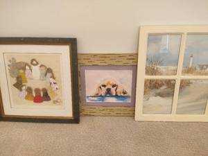 lot 215 image: Assorted Hanging Art