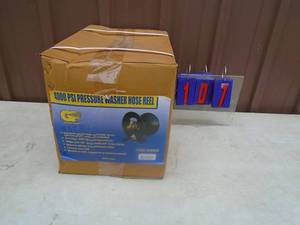 lot 107 image: New 4000 psi pressure washer hose reel. Reel Only. As shown.