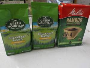 lot 41 image: 2 Bags Green Mountain Breakfast Ble...