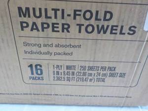 lot 48 image: Case of 16 packs 1 ply White Multi-...