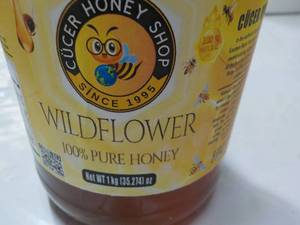 lot 223 image: 35 oz Jar Wildflower 100% Pure Hone...