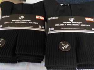 lot 246 image: 12 pair Wear Prook Athletic Black S...