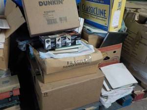 lot 254 image: Pallet Lot of Everything Pictured...