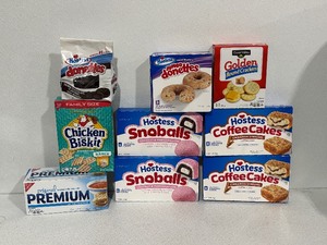 lot 16 image: Assorted Food Items