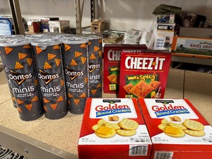 lot 13 image: Food Items