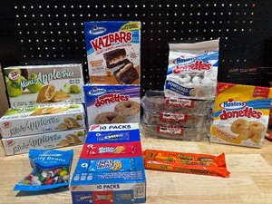 lot 54 image: Assorted Snacks