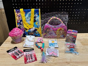 lot 71 image: New Childrens Toys