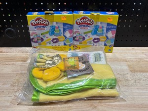 lot 74 image: New Childrens Items