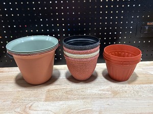 lot 78 image: New Planters