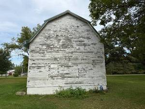 BARN TO BE MOVED