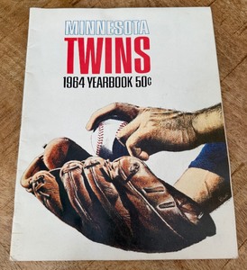 lot 24 image: 1964 Minnesota Twins Yearbook Vintage Baseball