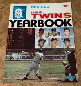 lot 32 image: 1969 Minnesota Twins Baseball Vintage Yearbook