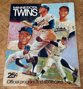 lot 35 image: 1970 Minnesota Twins Vintage Baseball Program and Scorecard
