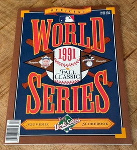 lot 38 image: 1991 MLB World Series Souvenir Scorebook - Minnesota Twins Baseball