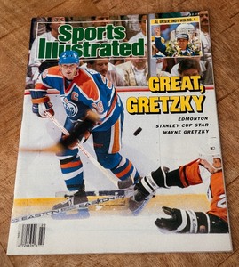 lot 55 image: Wayne Gretzky 1987 Sports Illustrated Magazine