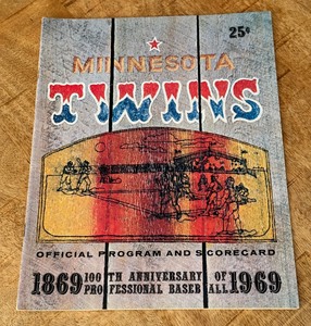 lot 57 image: Minnesota Twins 1969 Vintage Official Program and Scorecard