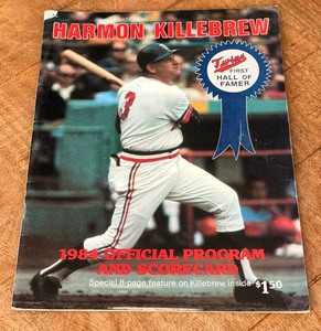 lot 58 image: Harmon Killebrew  Minnesota Twins 1984 Official Program and Scorecard