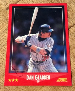 lot 137 image: Dan Gladden Signed 1988 Score Minnesota Twins Baseball Card