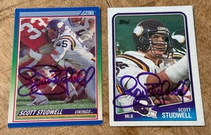 lot 113 image: (2) Scott Studwell Signed Minnesota Vikings Football Cards