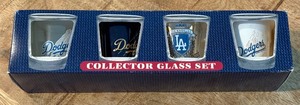 lot 168 image: Los Angeles Dodgers Collector Shot Glass Set - Baseball
