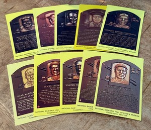 lot 172 image: 10 National Baseball Hall of Fame Post Cards