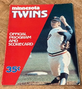 lot 184 image: 1973 Minnesota Twins Official Program and Scorecard - Baseball