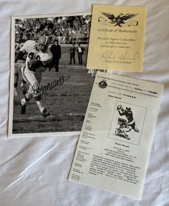 lot 207 image: Bobby Mitchell Signed 8x10 Football Photo with COA