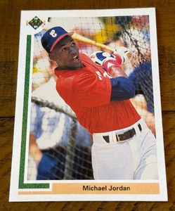 lot 17A image: Michael Jordan RC 1991 Upper Deck #SP1 Rookie Baseball Card