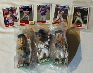 lot 110A image: Minnesota Twins Baseball Mini Bobbleheads and Magnet Sets