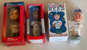 lot 196A image: (4) Los Angeles Dodgers Bobbleheads - Classic Nodder, Piazza, Valuenzuea, Lasords