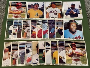 lot 60B image: 1975 SSPC 24 Card Puzzle Back Set - Hank Aaron