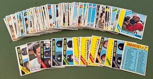 lot 51B image: 1966 Topps 100 Card Vintage Baseball Lot 3