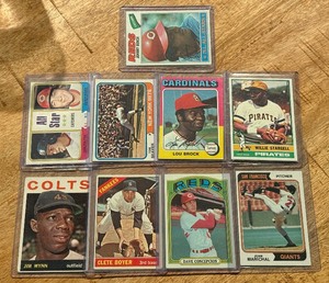 lot 84B image: 9 Card Vintage Baseball Star Lot 1964-1977