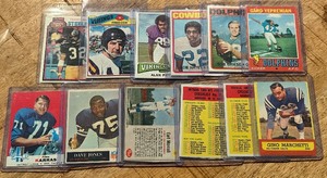 lot 86B image: 12 Card Vintage Football Star Lot 1963-1977