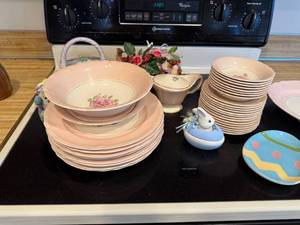 lot 37 image: Edwin M. Knowles Vintage Pink Rose Pattern China Dinnerware Set