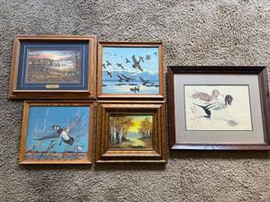 lot 50 image: Collection of 5 Framed Wildlife and Landscape Art Prints