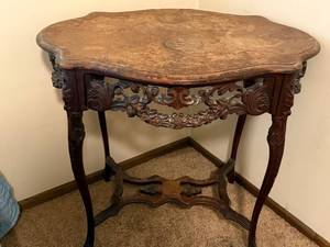 lot 61 image: Antique Ornate Wood Accent Table with Carved Floral Details