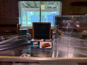 lot 100 image: Collection of Display Cases and Shadow Box Assorted Sizes