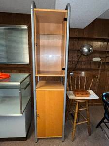 lot 95 image: Tall Display Cabinet with Glass Doors and Shelves
