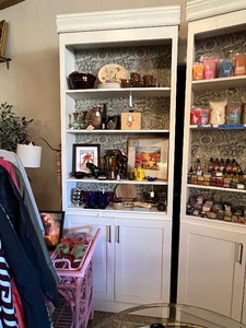 lot 12 image: Tall White Bookshelf #1