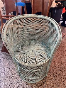 lot 27 image: Small Vintage Wicker Chair - Unique Design