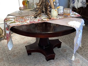 lot 4B image: Vintage Round Wooden Pedestal Dining Table