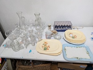 lot 72 image: Mixed Lot of Vintage Glassware, Crystal, and Floral China Plates