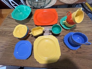 lot 36B image: Vintage Collection of Colorful Dinnerware Set - Plates, Bowls, Cups